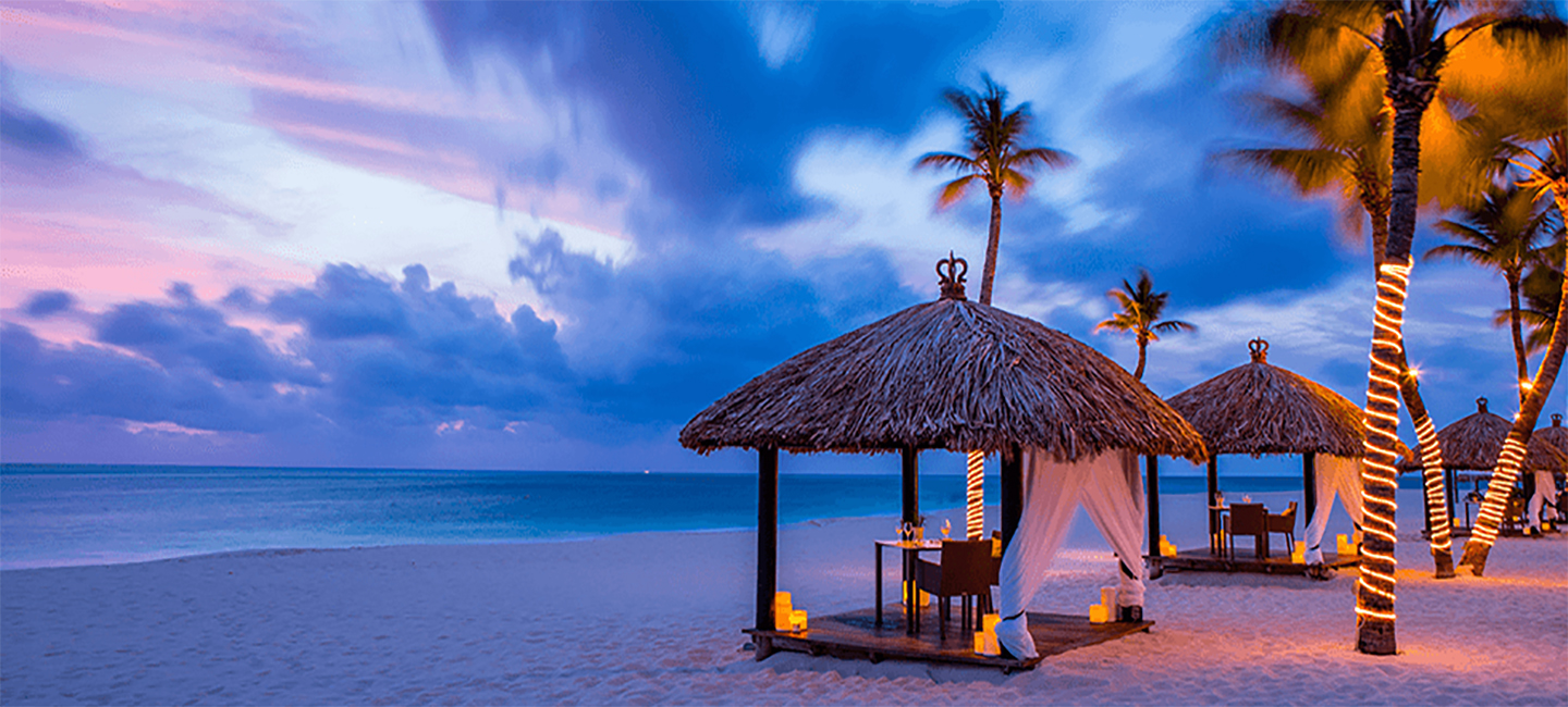 romantisk strand på Aruba